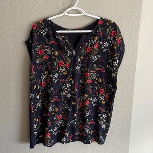 Floral top